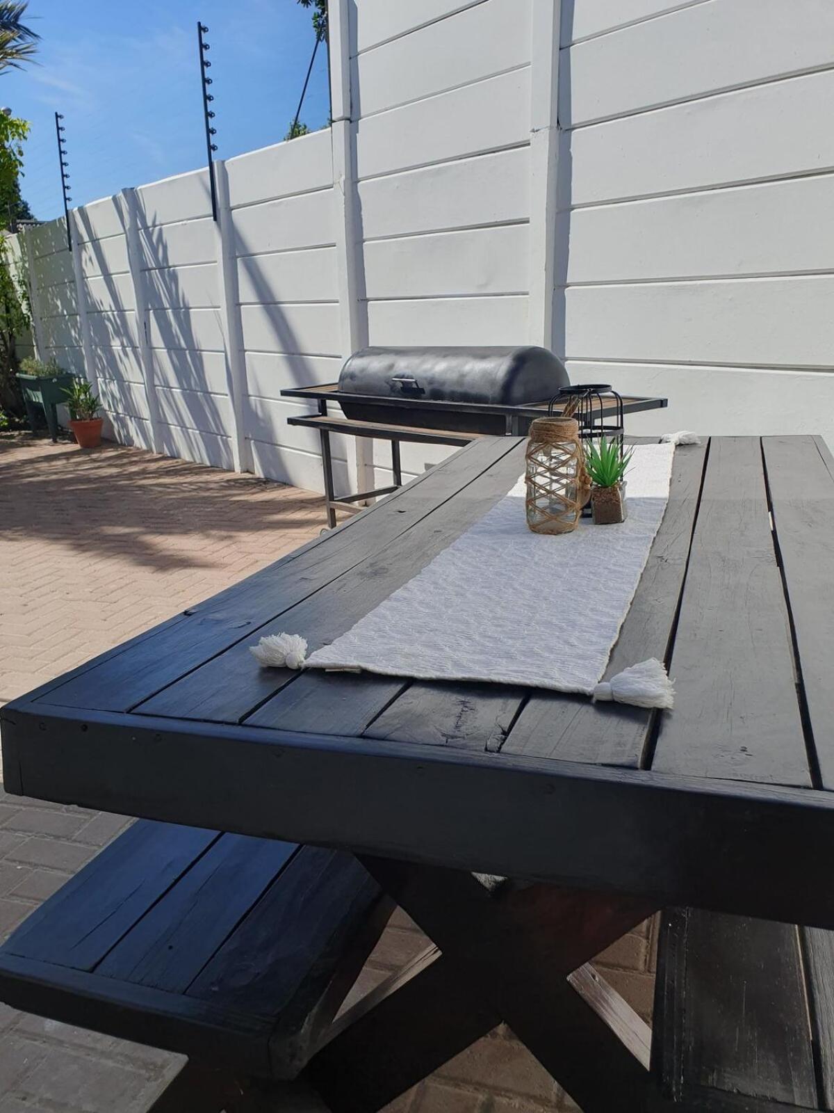 Lynwood Place Apartment
